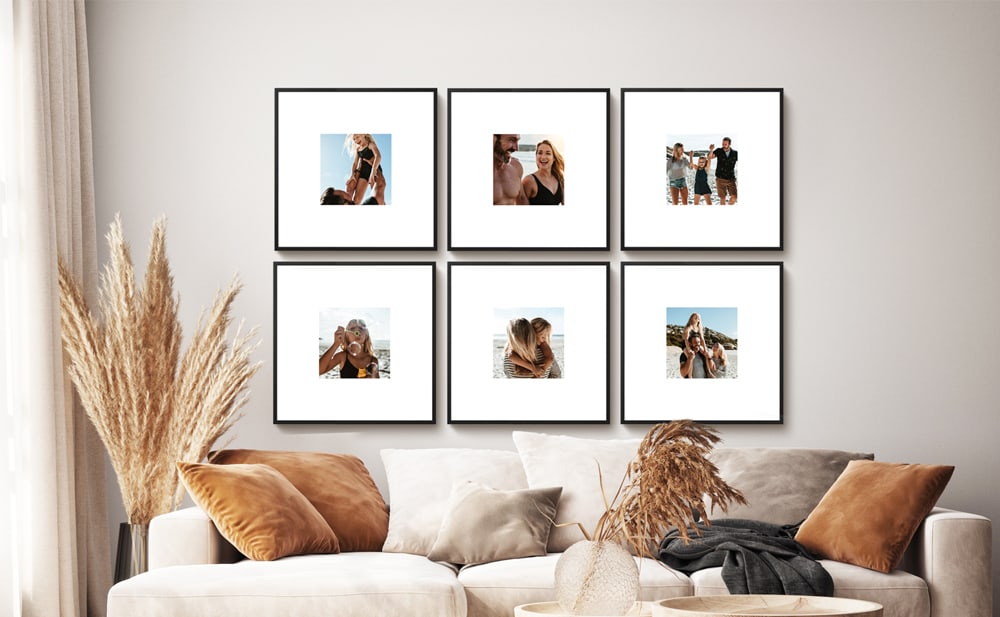 Galleria di Frames<sup>®</sup> con cornici a cassetta eleganti — un modo raffinato per esporre più foto insieme.